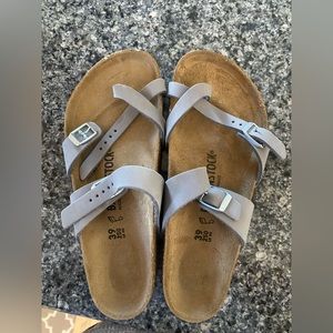 Birkenstock Mayari Sandal